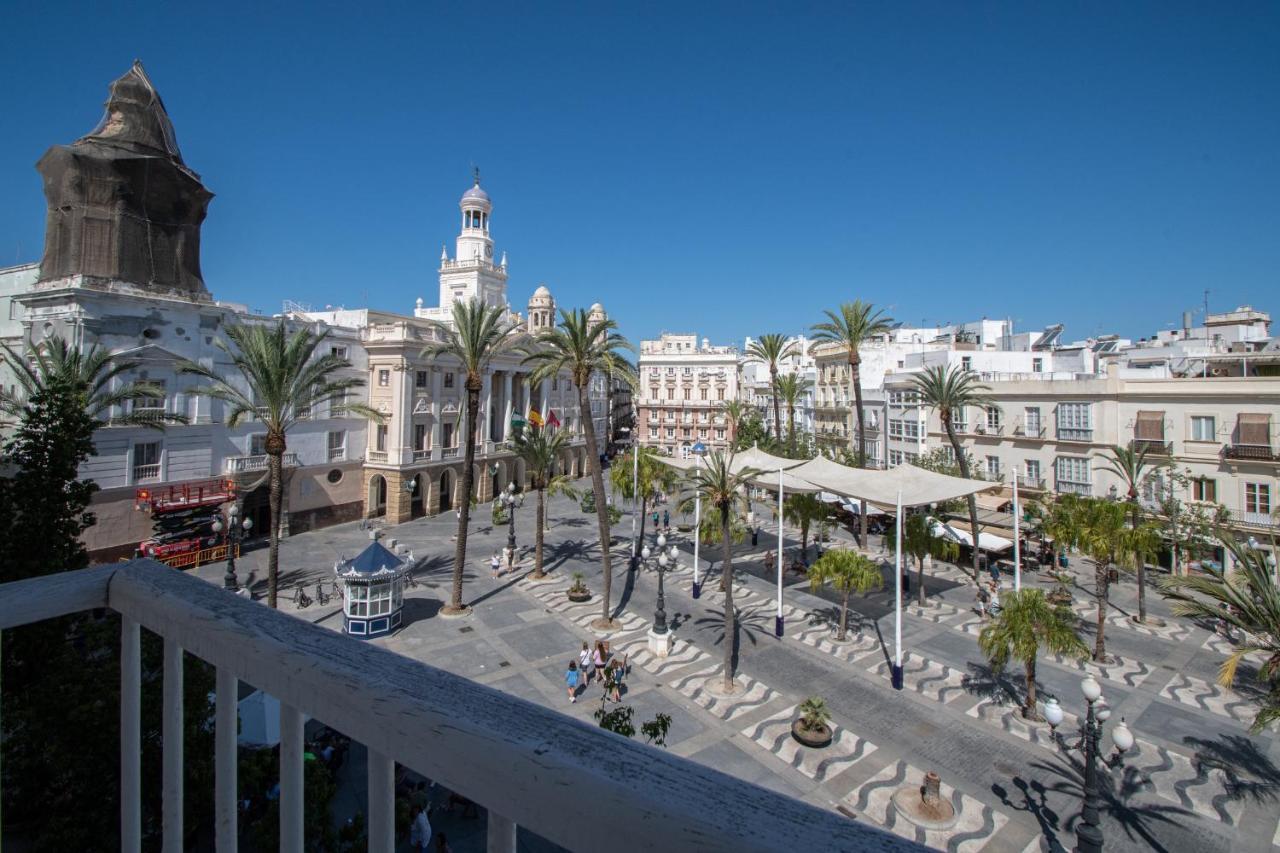 Apartamento Sherezade Y La Ciudad De กาดิซ ภายนอก รูปภาพ