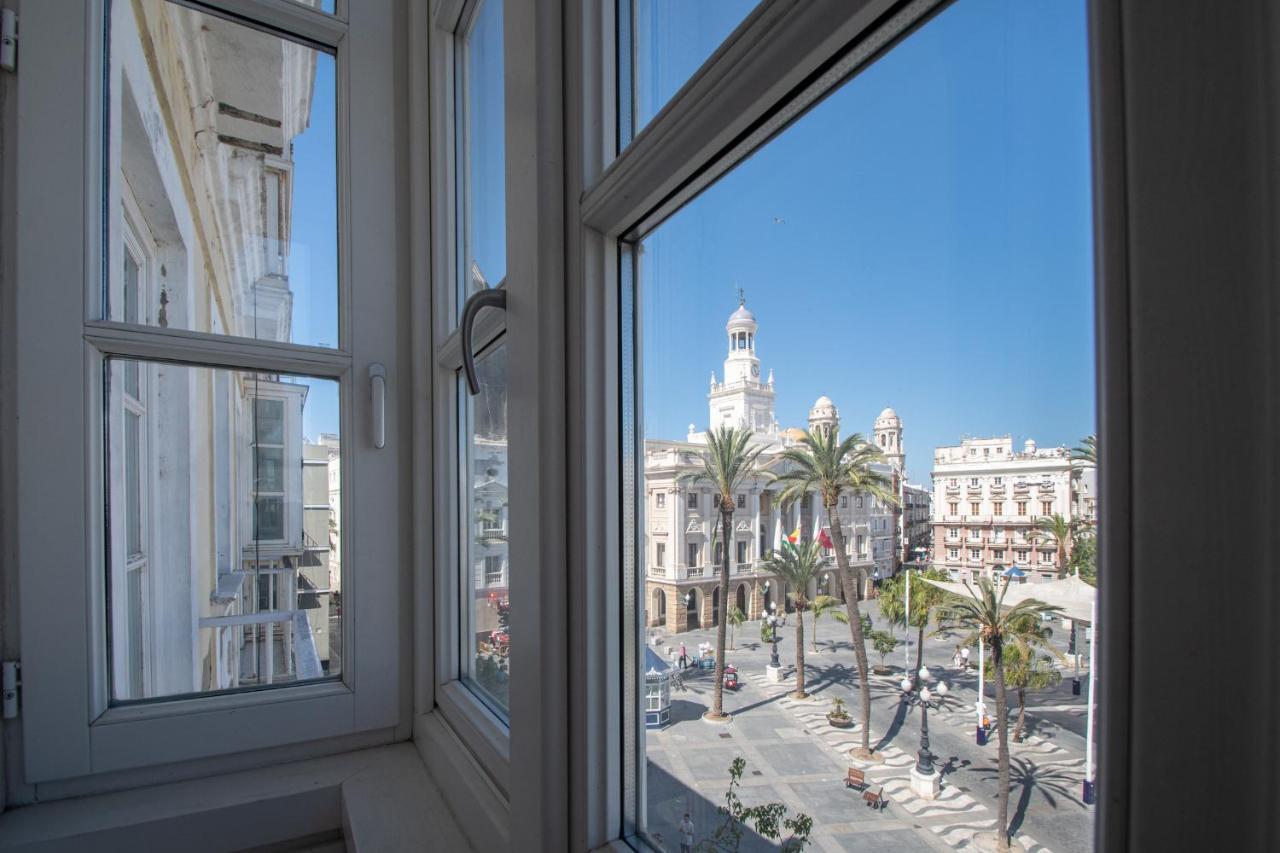 Apartamento Sherezade Y La Ciudad De กาดิซ ภายนอก รูปภาพ