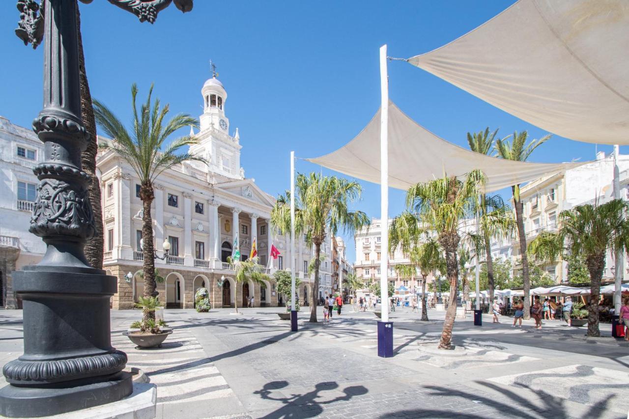 Apartamento Sherezade Y La Ciudad De กาดิซ ภายนอก รูปภาพ